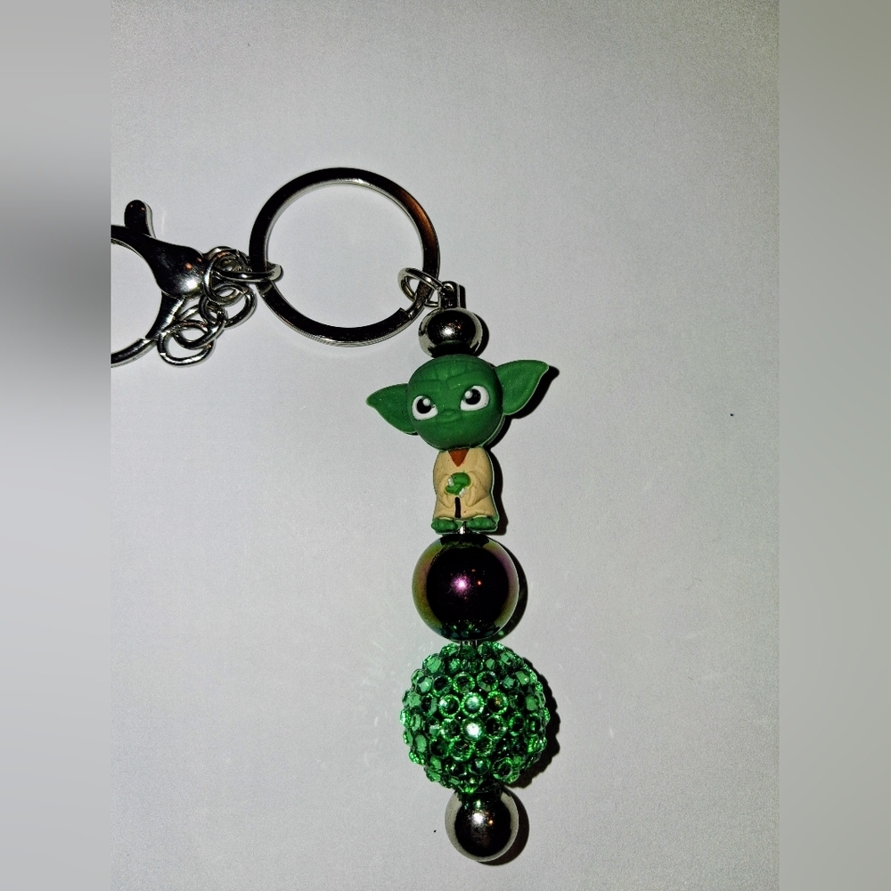 💚 BABY YODA - BAG CLIP